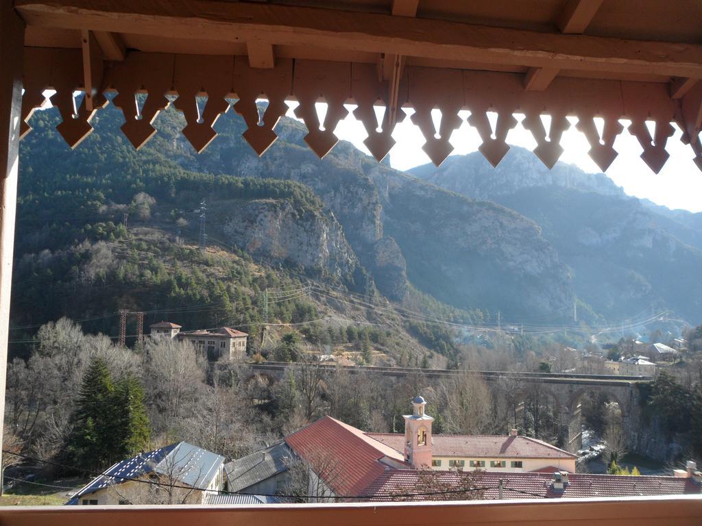 Chambres D'Hotes Casa Sylvana Saint-Dalmas-de-Tende Esterno foto
